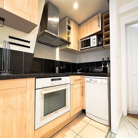 Apartment Colisee باريس المظهر الخارجي الصورة